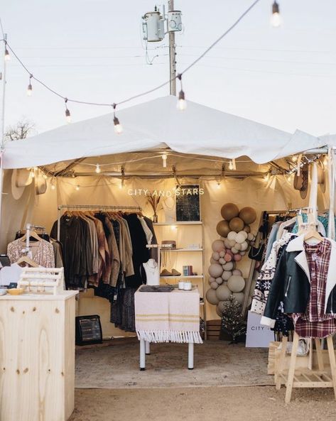 Boutique Pop Up Inspo | The Boutique Hub Pop Up Shop Setup Ideas, Rustic Pop Up Shop, Pop Up Setup Ideas, Boutique Tent Set Up, Pop Up Boutique Set Up, Pop Up Tent Vendor Ideas, Boutique Event Set Up, Pop Up Fitting Room, Ideas For Pop Up Events