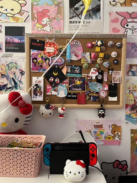 Corkboard Decor, Rooms Decoration, Otaku Room, Study Room Decor, Room Deco, Room Desk, Cute Room Ideas, Pretty Room, Dreamy Room