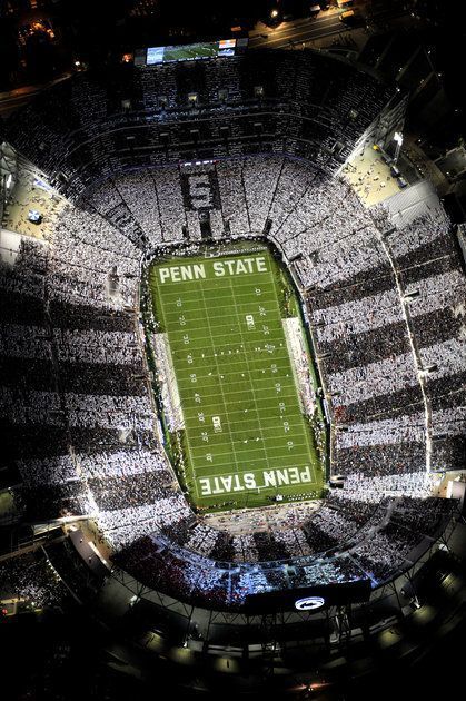 cool football stadium pic Penn State Penn State College, Beaver Stadium, Penn State Football, Lions Football, Penn State University, And So It Begins, Dream College, Football Stadium, Happy Valley