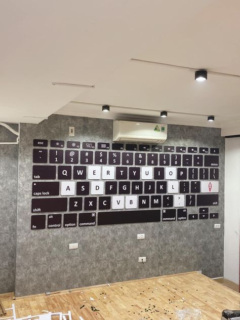 Keyboard design as wall decoration for coffee shop / ice cream parlors Keyboard On Wall, Coffee Shop Wall Design, Shop Wall Design, Decoration For Coffee Shop, Working Wall Display, Coffee Shop Wall, Online Coffee Shop, Keyboard Design, Working Wall