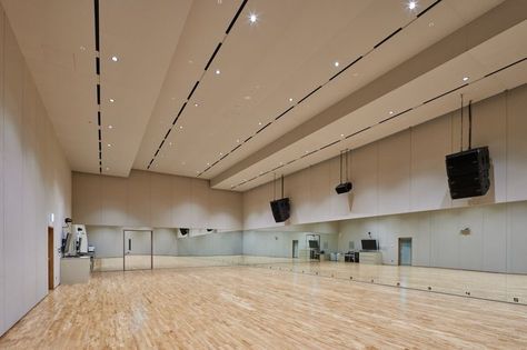 Studio Dance Room Kpop, Dance Studio Design, Dance Studio Decor, Practice Room, Dance Rooms, H Design, Dance Hall, Kpop Entertainment, Dance Practice