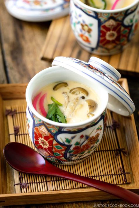 Chawanmushi Recipe, Steamed Custard, Steamed Egg Custard, Japanese Home Cooking, Just One Cookbook, Easy Japanese Recipes, Steamed Eggs, Steam Recipes, Japanese Home