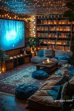 Small Theater Room Ideas, Small Theater Room, Hangout Room Ideas, Theatre Room Ideas, Cool Basement Ideas, Basement Movie Room, Home Theater Room Design, Theater Room Design, Hangout Room