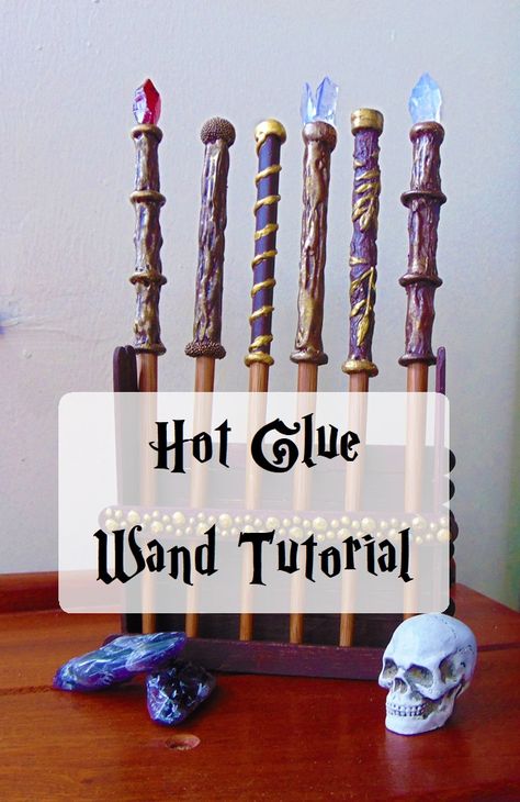 Harry Potter Wands Diy Hot Glue, Diy Wand Stand, Diy Magic Wand Witch, Witch Wands Diy, Diy Witches Wand, Clay Wands Diy, Stuff To Do With Hot Glue, Magic Wands Diy, Diy Wands For Kids