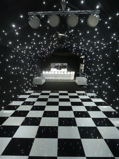 White Party Lights, Party Marquee Ideas, Black Party Asthetics, Black And White Ball Sweet 16, 1975 Party Ideas, White And Black Decorations Party, Black And White Elegant Party Decor, Black And White Ball Party Theme, All Black Theme Party Ideas