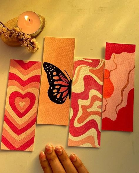 Red vibes aesthetic bookmark inspo Book Marks Design Ideas Aesthetic, Idea For Bookmark, Book Mark Aesthetic Ideas, Bookmark Aesthetic Ideas, Beautiful Bookmarks Ideas, Diy Book Mark Aesthetic, Book Mark Drawings, Bookmark Inspo Aesthetic, Easy Book Mark Ideas Aesthetic