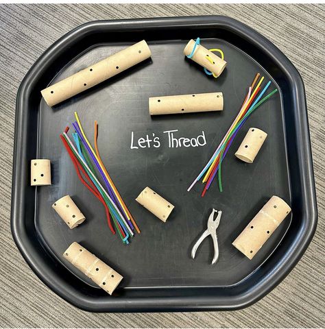 Activity Trays Preschool, Stem Tuff Tray Ideas, Tuff Tray Ideas For Reception, Discovery Table Ideas Preschool, Adult Led Activities Eyfs, Shaving Foam Tuff Tray, Baby Room Eyfs Ideas, Tough Tray Ideas Preschool, Birthday Tuff Tray