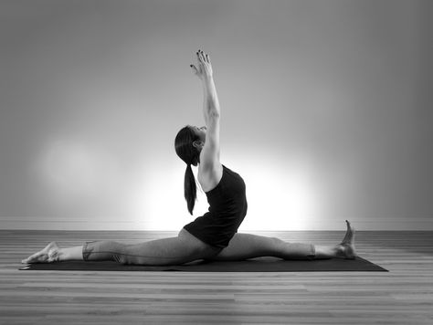 Split Yoga, Frases Yoga, The Splits, How To Do Splits, Yoga Studios, There Is Hope, Yoga Center, Yoga Dance, Exercise Tips