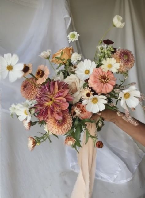 Wedding 2024, Decoration Birthday, Wildflower Wedding, Wedding Mood Board, Wedding Mood, Flower Farm, Flower Bouquet Wedding, Pretty Flowers, Future Wedding