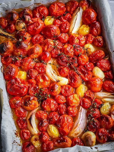 Grape Tomato Pizza Sauce, Tomatoes In The Oven, Grape Tomato Sauce Recipes, Roast Cherry Tomato Pasta, Oven Roasted Cherry Tomato Sauce, Roasted Tomato Garlic Sauce, How To Roast Cherry Tomatoes, Oven Roast Tomatoes, Cherry Tomatoes In Olive Oil