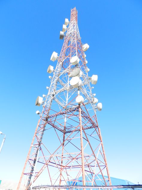 #azadyindustries #company #tower #towers #mobile #mobiletower #mobiletowers #iraq #kurdistan #sulaymaniyah #steel #steelstructure Kurdistan Sulaymaniyah, Iraq Kurdistan, Photography Buildings, Mobile Tower, Architecture Photography Buildings, 3d Mobile, Cell Tower, Steel Structure, Iraq