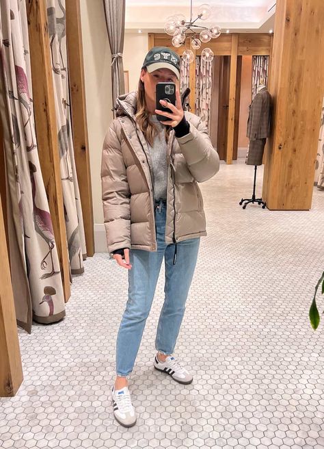 I've Found The Best Aritzia Super Puff Dupes 2024 (Tried & Tested) Aritzia Super Puff Long Outfit, Super Puff Long Outfit, Taupe Puffer Jacket Outfit, Aritzia Puffer Jacket Outfit, Super Puff Aritzia Outfit, Superpuff Outfit, Super Puff Outfit, Aritzia Super Puff Long, Superpuff Aritzia