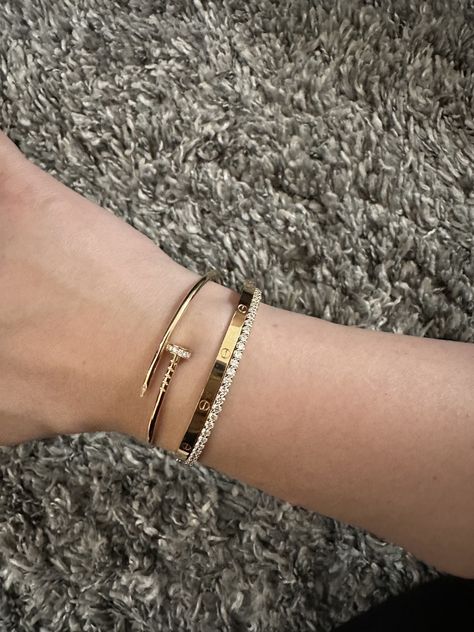 Cartier With Tennis Bracelet, Tennis Bracelet Stack Cartier, Cartier Love Bracelet With Tennis Bracelet, Cartier Juc Bracelet Stack, Cartier Small Love Bracelet Stack, Solitaire Diamond Bracelet, Cartier Bracelet Stack Ideas, Cartier Stacked Bracelets, Cartier Small Love Bracelet