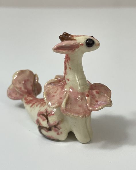 Sculpture Ideas Easy, Cute Clay Creatures, Clay Figurine Ideas, Ceramic Tree, Dragon Clay, Clay Models, Fun Pottery Ideas, Clay Sculpture Ideas, Handmade Ceramics Pottery