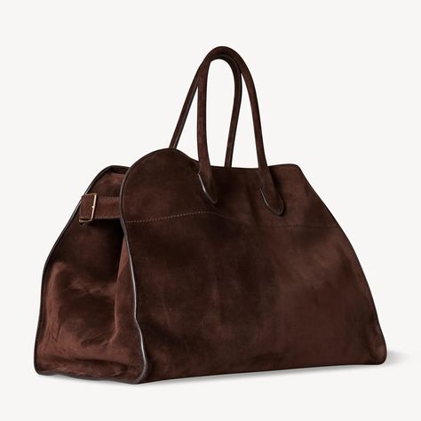 The one we’re eyeing right now 👀 — The Row Soft Margaux Bag in suede #TheRow #margaux #fallfashion #baglovers #timelessdesign #classicbag The Row Bag, Mode Tips, Mary Kate Olsen, Suede Tote, Ashley Olsen, Gifts For My Wife, Elizabeth Olsen, Soft Tops, Shopper Bag