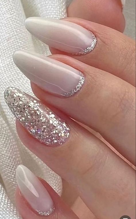 Milky Nails, Blush Nails, New Year's Nails, Silver Nails, Xmas Nails, Cute Acrylic Nails, Nude Nails, Nail Designer, Wedding Nails