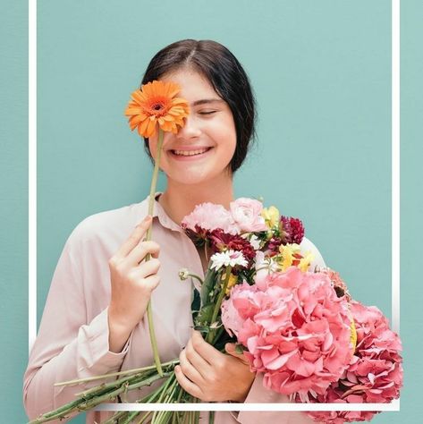 Orange Gerbera, Bouquet Photography, Gerbera Flower, Self Photography, Flower Photoshoot, Creative Shot, 사진 촬영 포즈, Spring Girl, Fun Photoshoot