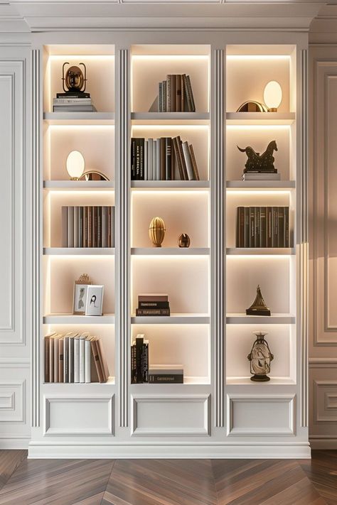 Decoration For Shelves, Office Shelving Decor, Room Shelves Bedroom Ideas, Classy Bookshelves, Classic Library Design, Books Design Ideas, New Classic Bedroom Design, Book Shelves Design, Library For Home