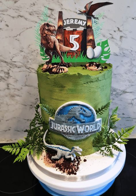 Jurassic Park Birthday Cake, Jurassic Park Cake, Chocolate Vanilla Cake, Jurassic World Cake, Dino Birthday Cake, Jurassic Park Birthday Party, Jurassic Park Party, Dinosaur Birthday Theme, Jurassic Park Birthday