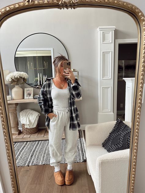 Kait Checkered Hooded Flannel curated on LTK Fall Outfit With Flannel, Cozy Lounge Outfits Winter, Cozy Athleisure Outfits, Cute Winter Lounge Outfits, Casual Outfits At Home, Comfy At Home Outfits, Lounge Wear Outfit Ideas, Comfy Cute Fall Outfits, Comfy Boho Outfits