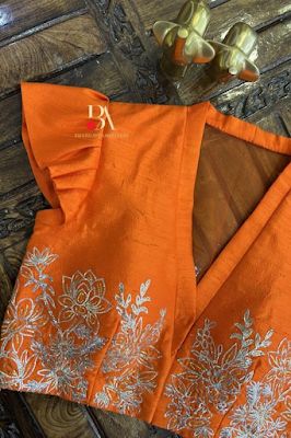 Pita Work, Model Blouses, Painted Blouse, 50 Blouse Designs, Cotton Blouse Design, Kurti Embroidery, Blouse Ideas, Aari Designs, New Saree Blouse Designs