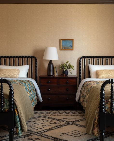 A Lesson in Color and Pattern in a San Francisco Home 30 Heidi Callier, Dark Blue Kitchen Cabinets, Heidi Caillier, Dark Brown Walls, Two Twin Beds, San Francisco Houses, Twin Beds, Brown Walls, Brown Living Room