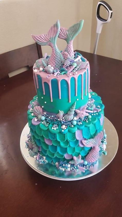 Mermaid Birthday Party Food, 8th Birthday Cake, 6th Birthday Cakes, 5th Birthday Cake, Little Mermaid Cakes, Mermaid Birthday Party Decorations, Mermaid Theme Birthday Party, Mermaid Birthday Cakes, Mermaid Birthday Invitations