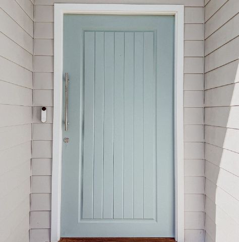 Classic & Country Interiors With Pale Blue, Duck Egg and Aqua! - Hello Lovely Duck Egg Blue Front Door, Light Grey Siding, Duck Egg Blue Door, Duck Egg Blue Decor, Pale Blue Paint Colors, Interior Door Colors Ideas, Aqua Front Doors, House Doors Colors, French Blue Paint