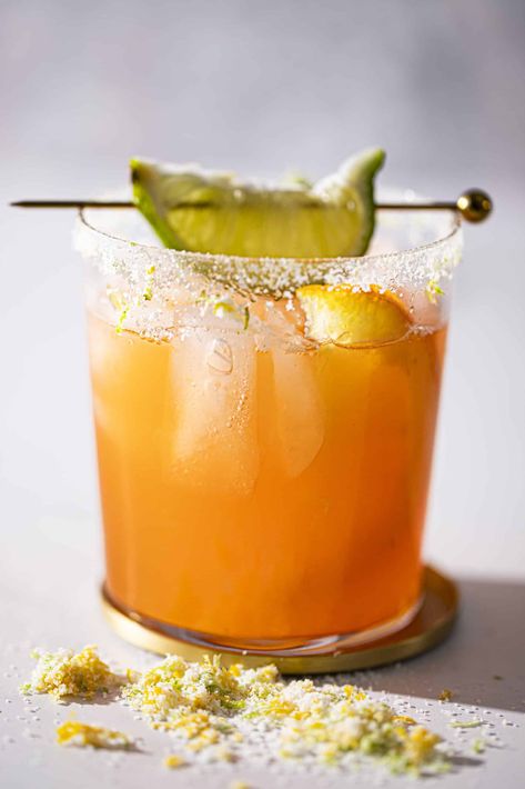 Aperol Margarita, Aperol Drinks, Lime Garnish, Tequila Cocktail, Orange Cocktails, Mango Pineapple, Tequila Drinks, Margarita Cocktail, Tequila Cocktails