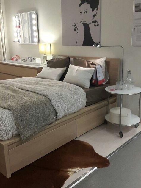 Malm Oak Bed, Malm Double Bed, Malm Bed Aesthetic, Malm Bedroom Ideas Oak, Ikea Malm Bedroom Ideas Oak, Malm Bedroom Ideas, Ikea Malm Bedroom, Ikea Malm Bedroom Ideas, Malm Bed Storage