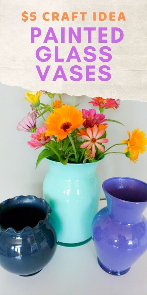 How to paint glass vases Painting Vases Diy Ideas, Glass Vases Decor Ideas, How To Paint Glass, Diy Painted Vases, Painting Glass Jars, Glass Vase Decor, Painted Glass Vases, Night With Friends, Pinterest Crafts