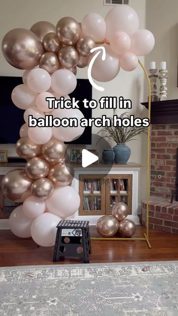 Balloon Garland Layout, Ballon Arch Tips, Balloon Arch With Ribbon, Make A Balloon Garland, Gold Arch With Balloons, Burgundy And Gold Balloon Arch, Diy Backdrop With Balloons, Party Balloon Backdrop, Balloon Arch Garland