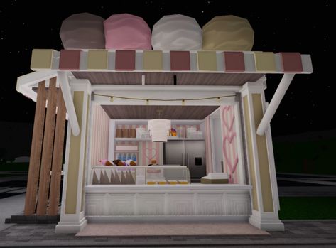 Bloxburg Ice Cream Shop, Bloxburg Town Layout Small Plot, Roblox Bloxburg House Ideas, Blocksburg Room Ideas￼, House Decorating Ideas Apartments, Floor Bloxburg, Small House Layout, Simple Bedroom Design, City Layout