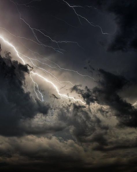 Lighting Storm, Lighting Storms, Ride The Lightning, Nikon D750, Sky And Clouds, One Shot, City Aesthetic, Sky Aesthetic, The Last Airbender