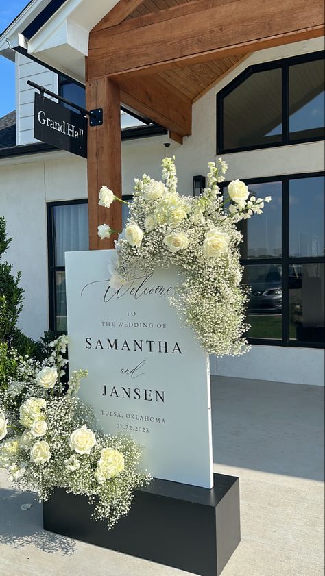 Wedding Signs With Last Name, Wedding Table Arrangement Ideas, Honoring A Loved One At A Wedding, Wedding Ideas Decoration Indoor, Ceremony Details Wedding, Wedding Alter Ideas Outside, Engagement Details Decor, Wedding Entrance Sign Elegant, Cheap Wedding Ceremony Ideas