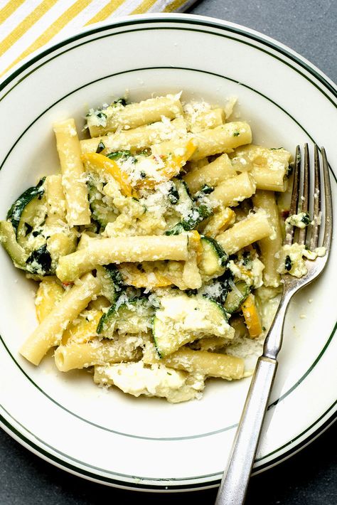 NYT Cooking: A summer pasta should be simple and fresh, ideally made with vegetables straight from the garden or market. Look for the best artisanal ricotta; top-quality ingredients make all the difference here. Ricotta And Vegetables, Fussili Pasta Recipes, Summer Pasta With Zucchini, Lunch Stuff, Dash Recipes, Zucchini Ricotta, Pasta With Zucchini, Basil Recipes, Zucchini Pasta