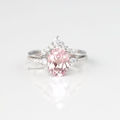 Etsy Engagement Rings, Pink Wedding Rings, Pink Engagement Ring, Popular Engagement Rings, Cute Engagement Rings, Pink Sapphire Ring, Sapphire Color, Sterling Silver Engagement Rings, Wedding Ring Designs