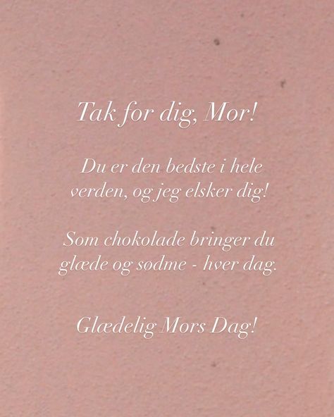 3 bud på en sød hilsen💓💓💓 På hjemmesiden finder du netop nu et udvalg af chokoladegaver til MORS DAG Vi har forskellige æsker til mors dag: • 9 stk. • 18 stk. • 24 stk. og vores store Marcipanhjerte med teksten “SØDESTE MOR” eller “ELSKER DIG” Når du bestiller din chokoladegave, kan du skrive en kommentar med din personlige hilsen. Så printer vi kortet og vedlægger det til din gave. Teksten er valgfri - ovenstående er til inspiration☺️ Mors Dag, Printer