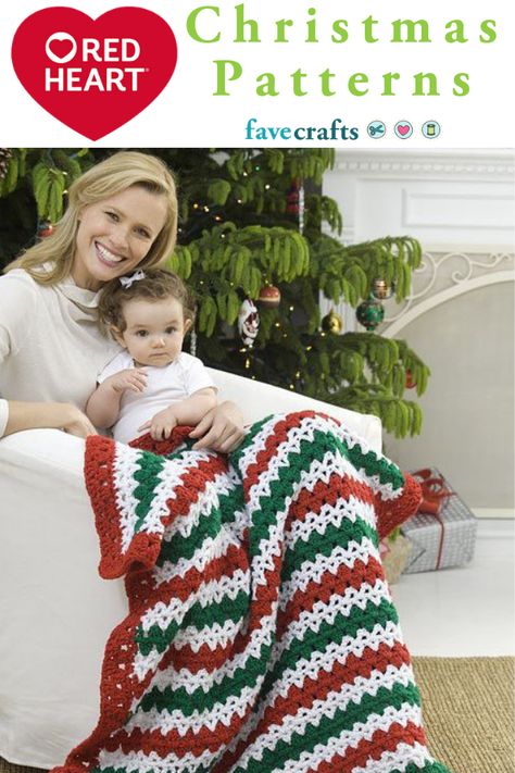 40+ Red Heart Christmas Patterns: knit, crochet, and general yarn crafts  #Christmas #crochet #knitting #yarncrafts Motifs Afghans, Christmas Afghan, Christmas Crochet Blanket, Christmas Crochet Patterns Free, Sparkle Yarn, Confection Au Crochet, Crochet Xmas, Christmas Blanket, All Free Crochet