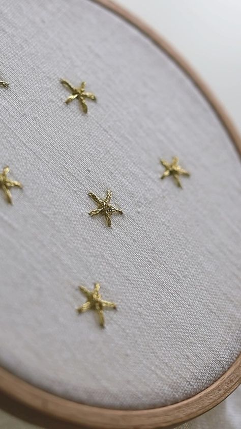 My lovely member, Christina, recently asked me how to embroider a little star to decorate the top of the Christmas tree. 🎄✨ I couldn’t… | Instagram Embroider Ideas, Modern Embroidery Kit, Diy Embroidery Designs, Diy Embroidery Patterns, Handmade Embroidery Designs, Embroidery Stitches Tutorial, Our Secret, Hand Embroidery Projects, Creative Embroidery