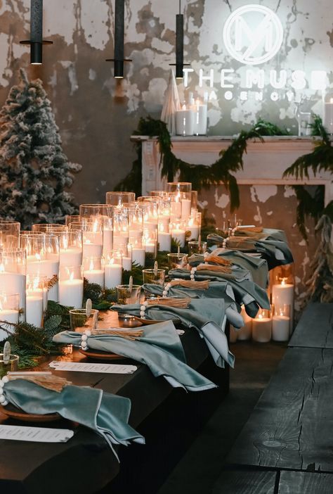 Festive and Merry Holiday Party in Los Angeles, California | Vogue Candles | PartySlate Chic Holiday Party, Outdoor Rehearsal Dinner, Baby Shower Venues, Birthday Venues, Outdoor Baby Shower, Holiday Dinner Party, Christmas Events, Real Weddings Photos, Summer Celebration