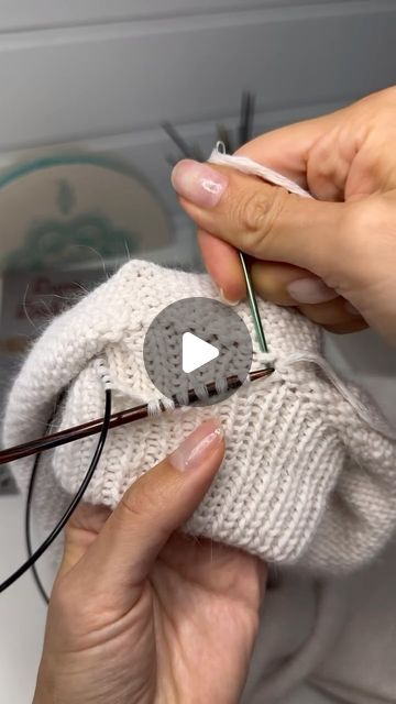 Knitting Help, Doll House Crafts, Knitting Machine Projects, Knitting Blogs, Knitting Instructions, How To Purl Knit, February 1, Knitting Charts, Knitting Tutorial