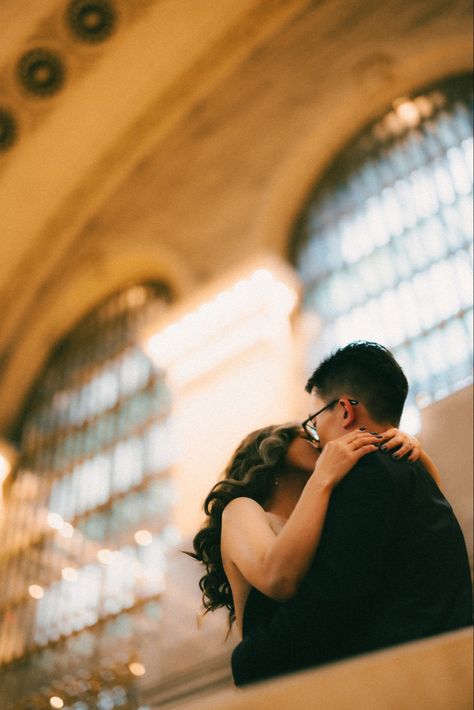 Grand Central Photoshoot, Grand Central Station Photoshoot, Grand Central Station New York Photoshoot, Grand Central Station Engagement Photos, New York City Couples Photoshoot, Engagement Shoot Central Park, Grand Central Wedding Photos, Couples City, City Shoot