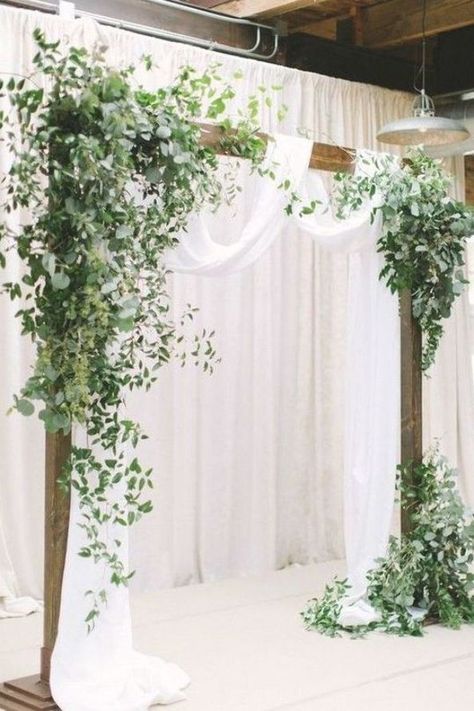 Wedding Archway, Foliage Wedding, Wedding Arbour, Wooden Arch, Arch Decoration, Inexpensive Wedding, Ceremony Arch, Garden Art Projects, Event Ideas