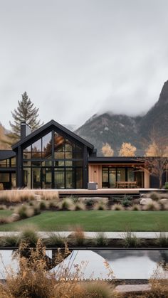 Wood And Black House, Modern Mountain Architecture, Dream House Modern Farmhouse, Black And Wood Modern House, Mountain Modern Design, Modern Home In The Woods, Exterior Houses Modern, Modern Wood House Exterior, House In The Woods Modern