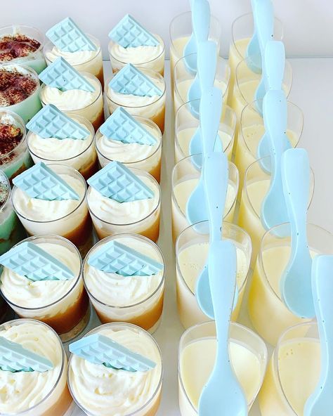 Blue Birthday Dessert Table, Baby Blue Dessert Table, Dessert Table Blue And White, Light Blue Dessert Table Ideas, Light Blue And White Dessert Table, Blue And White Baby Shower Cake, Blue Dessert Table, Baby Blue Quince, Food Setup