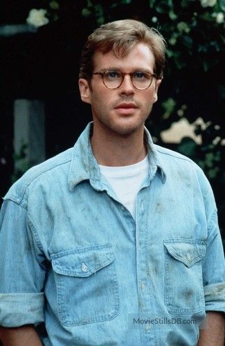 Cary Elwes in the Crush Nick Eliot The Crush, Cary Elwes 80s, Cary Elwes The Crush, Cary Elwes 90s, Carry Elwes, Funny Guy Aesthetic, Carey Elwes, 1990s People, Crush Movie