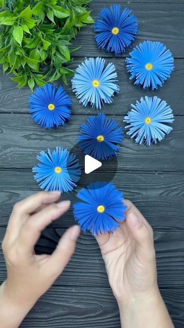 How To Make Flowers Using Paper, Paper Flower Kids, Craft For School Project, Diy Flower Origami, Flowers To Make Out Of Paper, How Make Flowers Paper, How To Make Flower From Paper, Paper Flowers Diy Easy For Kids, How To Make Flower With Paper