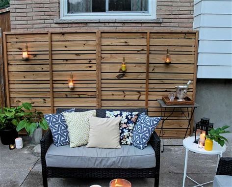 25 Cheap DIY Outdoor Privacy Screen Ideas - Suite 101 Campsite Privacy Ideas, Diy Outdoor Privacy Wall, Deck Privacy Wall Ideas, Free Standing Privacy Screen, Diy Outdoor Privacy Screen, Outdoor Privacy Screen Ideas, Diy Outdoor Privacy, Privacy Screen Ideas, Porch Privacy