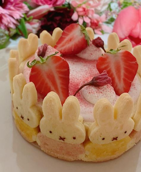 Twitter Bunny Baking, Gourmet Baked Goods, Gourmet Sweets, Savory Dessert, Kawaii Dessert, Dessert Platter, Dessert Bites, Sweet Treats Desserts, Creative Desserts